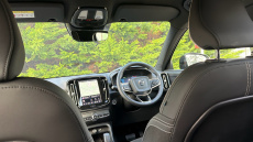 Volvo XC40 2.0 B3P Plus Black Edition 5dr Auto Petrol Estate